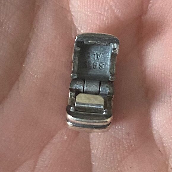 Authentic Pandora Grooved Clip Charm - Picture 2 of 2